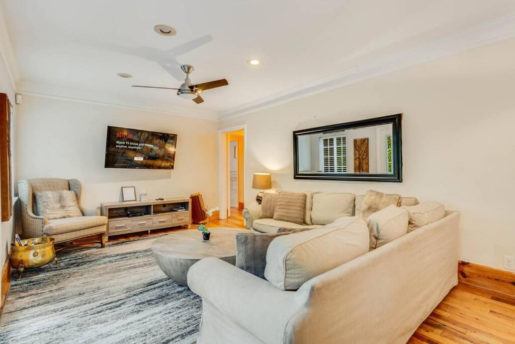 Stunning Atl 5Bdr Home Near Cdc Emory Sleeps 12 亚特兰大 外观 照片
