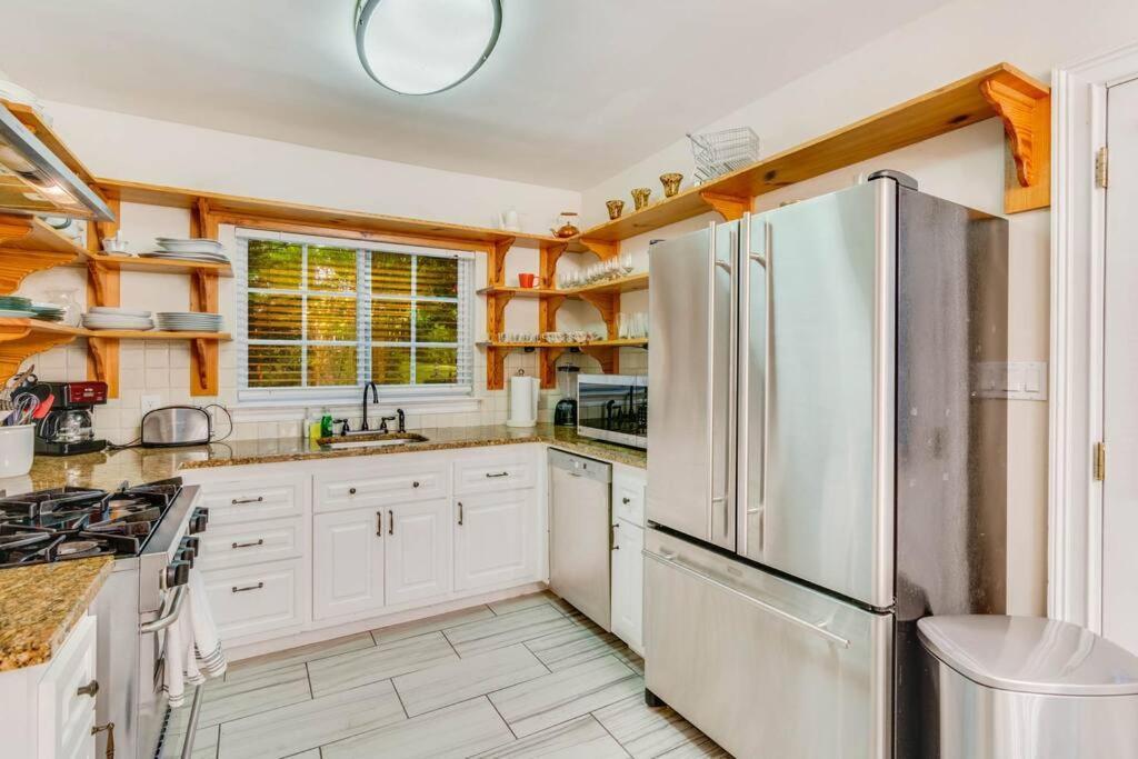 Stunning Atl 5Bdr Home Near Cdc Emory Sleeps 12 亚特兰大 外观 照片