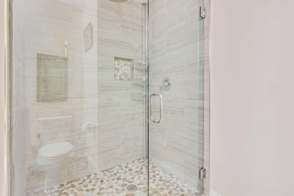 Stunning Atl 5Bdr Home Near Cdc Emory Sleeps 12 亚特兰大 外观 照片