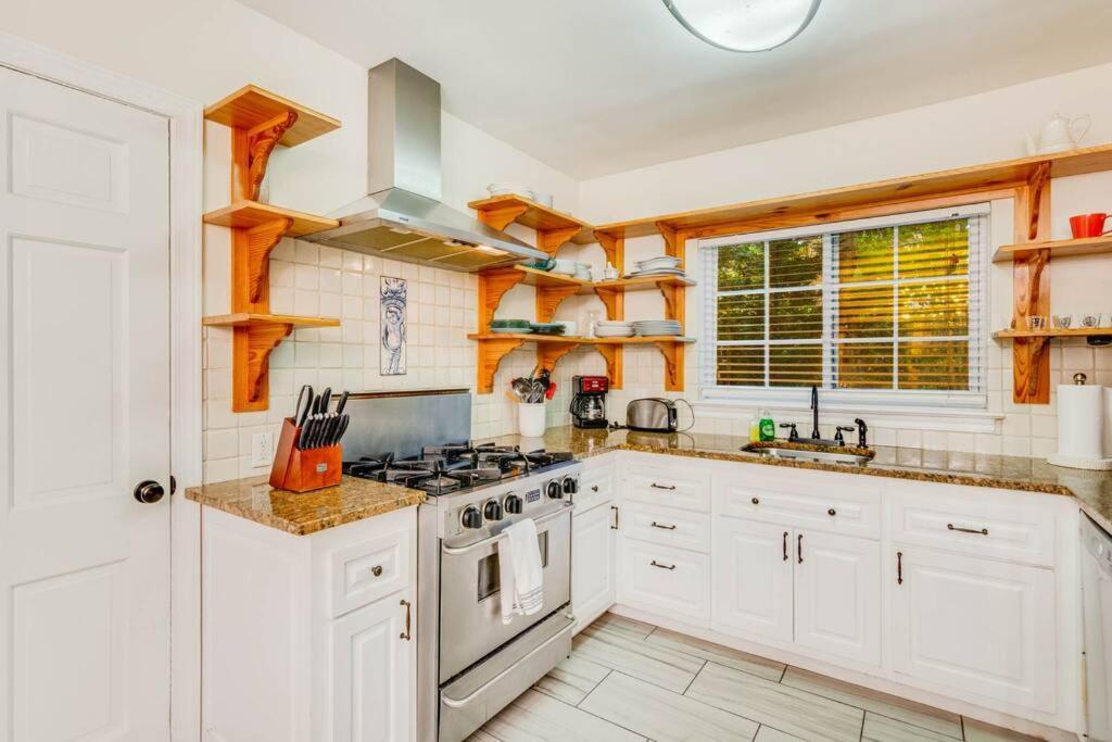 Stunning Atl 5Bdr Home Near Cdc Emory Sleeps 12 亚特兰大 外观 照片